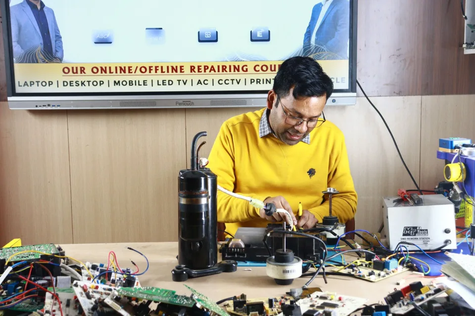 Quầy tiếp nhận